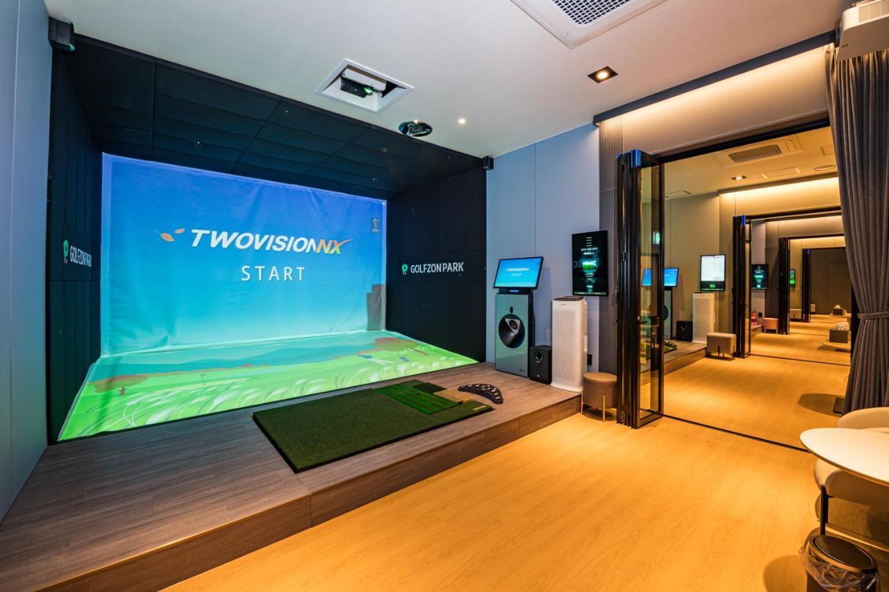 Sollago Myeongdong & 4* Seul