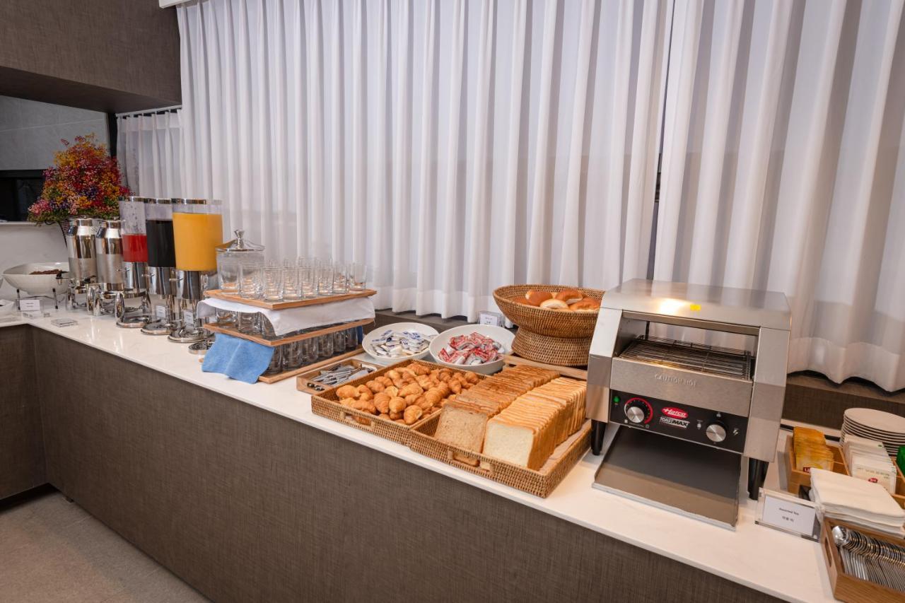 Sollago Myeongdong & 4* Seul